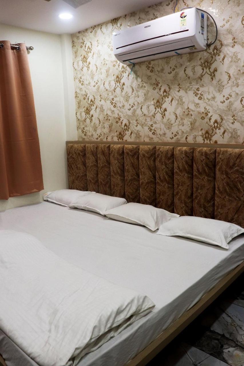 Hotel Malay Inn Ujjain Exterior photo
