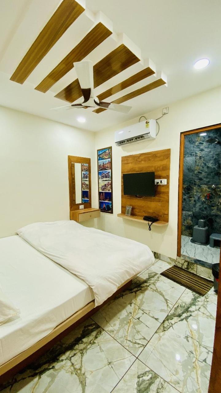 Hotel Malay Inn Ujjain Exterior photo